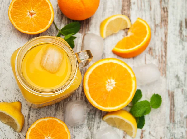 Portakal suyu ile jar