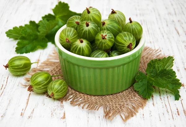 bektaşi yaprakları ile