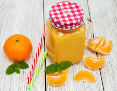 Portakal suyu ile jar