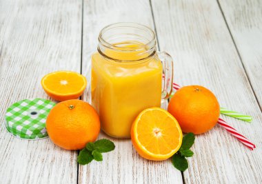 Portakal suyu ile jar