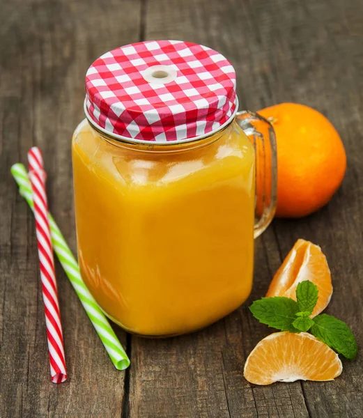 Portakal suyu ile jar