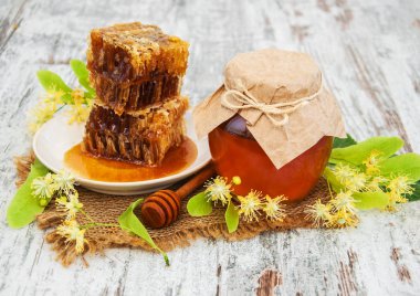 Bal ve ıhlamur çiçek