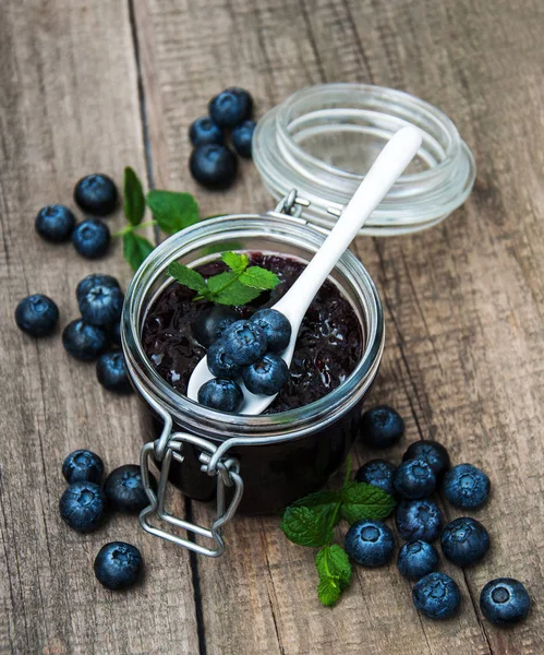 Böğürtlenli reçel kavanoz