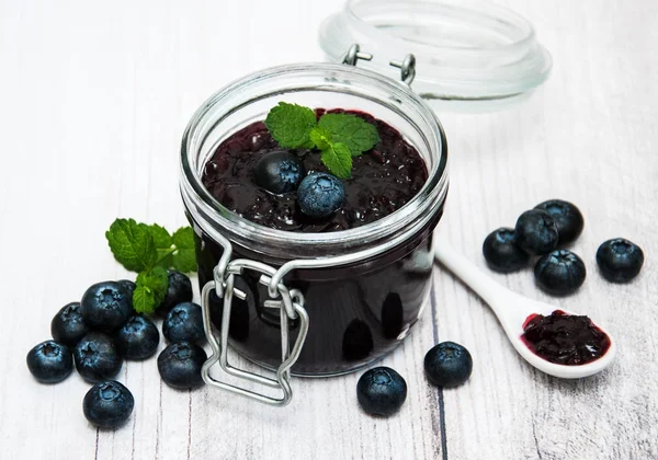 Böğürtlenli reçel kavanoz