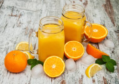 Portakal suyu ile jar