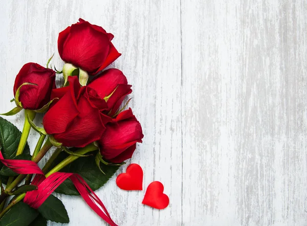 Bir buket kırmızı gül.