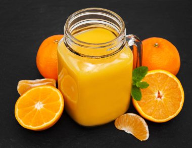 Portakal suyu ile jar