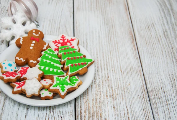 Gengibre de Natal e mel cookies coloridos — Fotografia de Stock