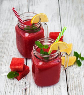 Kavanoz karpuz güler yüzlü ile