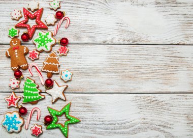 Noel zencefil ve bal renkli kurabiyeleri