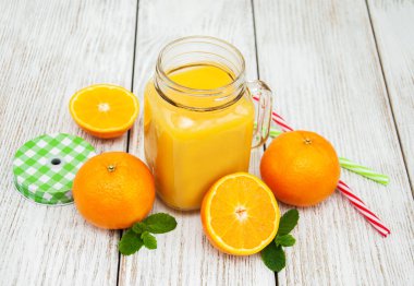 Portakal suyu ile jar