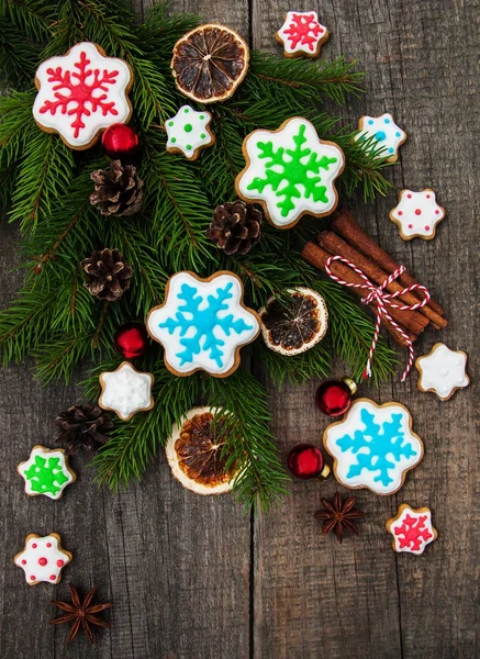 Ingefära och honung färgglada julkakor — Stockfoto