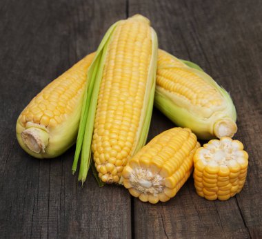 Koçanda taze mısır