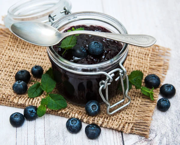 Böğürtlenli reçel kavanoz