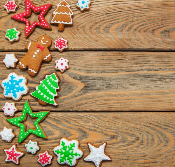 Biscuits colorés au gingembre et miel de Noël — Photo