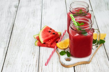 Kavanoz karpuz güler yüzlü ile