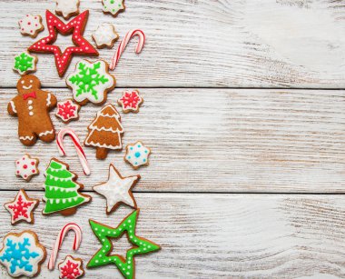 Noel zencefil ve bal renkli kurabiyeleri