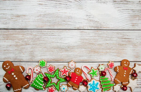Рождественское имбирь и мед красочные печенье — стоковое фото