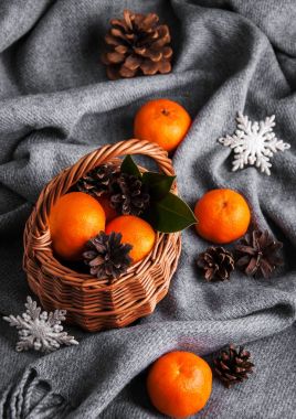 Mandalina ile Noel kompozisyon