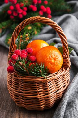 Mandalina ile Noel kompozisyon