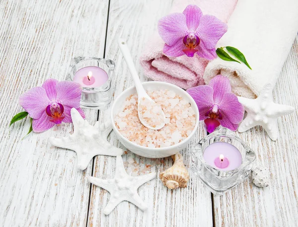 Spa concept met roze orchideeën — Stockfoto