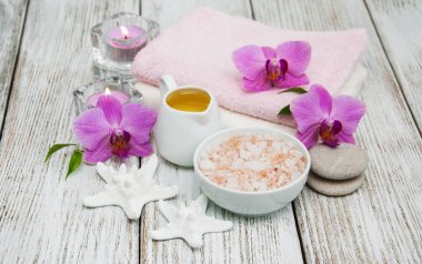 Pembe orkide Spa konseptiyle