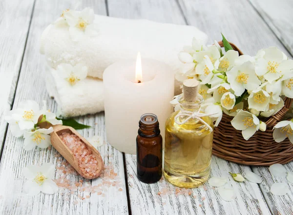 Yasemin çiçekleri Spa konseptiyle