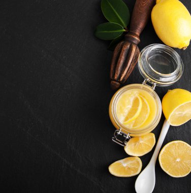 Cam ile taze limon limon lor