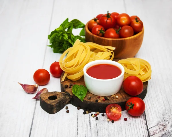 Kase domates sos ile — Stok fotoğraf