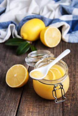 Cam ile taze limon limon lor