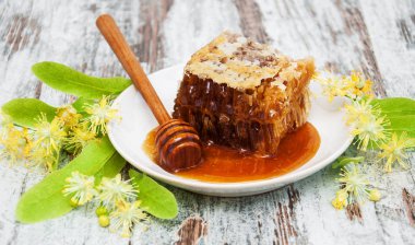 Petek ve ıhlamur çiçek