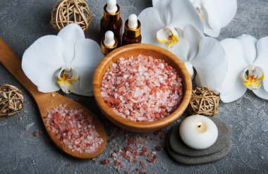 Beyaz Orkide Spa konseptiyle
