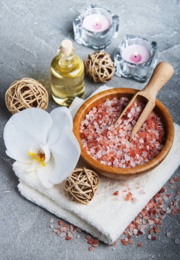 Beyaz Orkide Spa konseptiyle