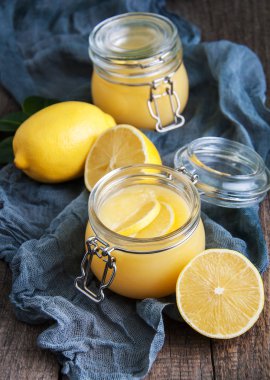 Cam ile taze limon limon lor