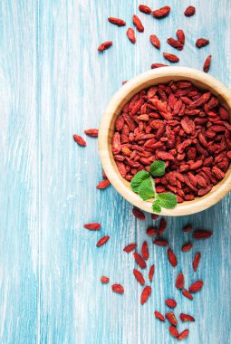 Kuru kırmızı goji meyveleri 