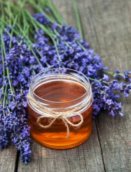 Miel y lavanda — Foto de Stock