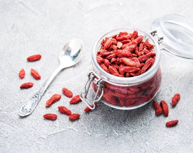 Kuru kırmızı goji meyveleri 