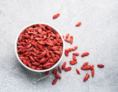 Kuru kırmızı goji meyveleri 