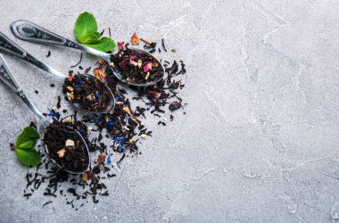 Farklı tür bir kaşık çay