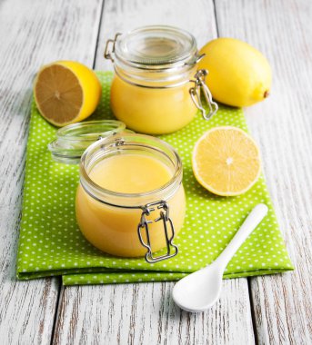 Cam ile taze limon limon lor