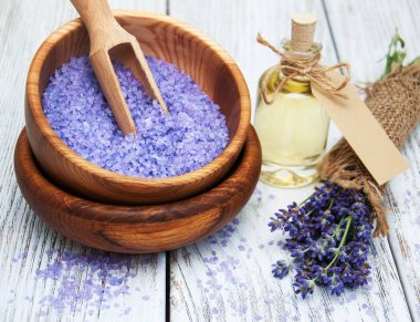 Lavanta yağı ile