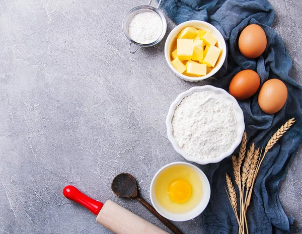 Bakken ingrediënten voor gebak — Stockfoto