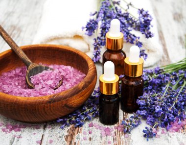 Lavanta ve masaj yağı