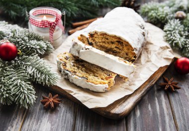 Ahşap arka planda Noel çalıntısı
