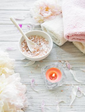 Şakayık ile Spa konsepti