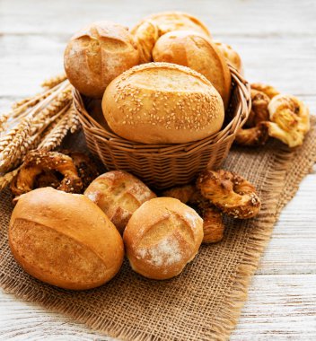 Fırında ekmek çeşitleri.