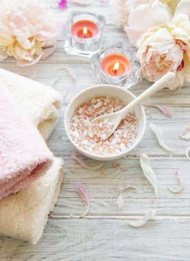 Şakayık ile Spa konsepti
