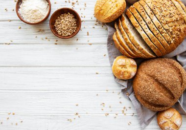 Fırında ekmek çeşitleri.