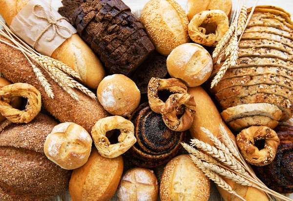 Assortimento di pane al forno — Foto Stock