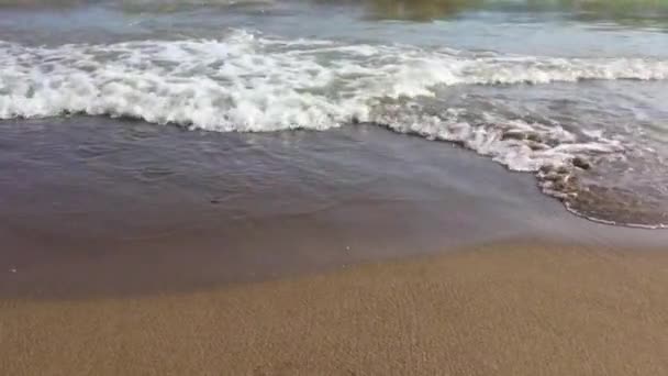 Slow motion beelden van zeegolven — Stockvideo